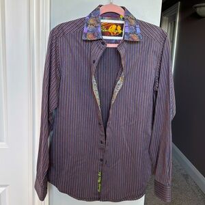 Robert Graham Shirt
size SM Classic Fit